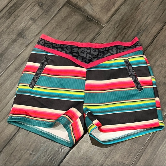 Crazy Train Leopard Lagoon Shorts - Size Lar - Picture 2 of 13
